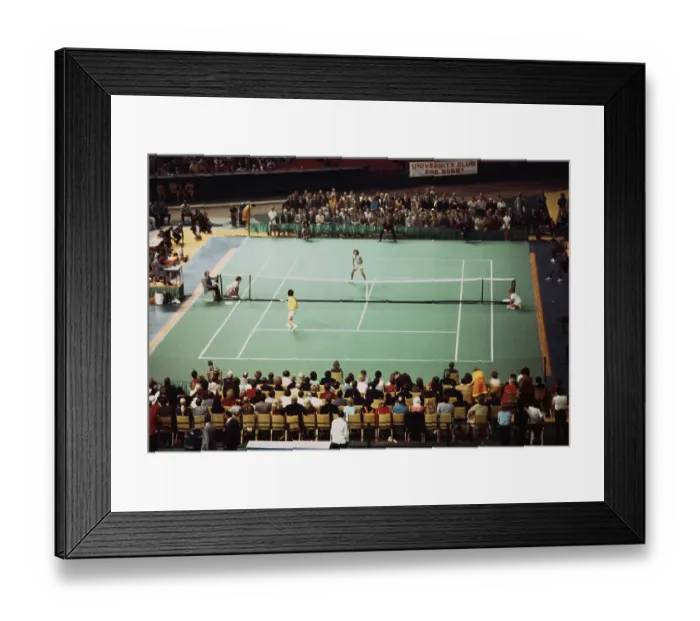 Framed Print : Billie Jean King And Bobby Riggs Compete In Battle Of The Sexes Match Framed Print : Billie Jean King And Bobby Riggs Compete In Battle Of The Sexes Match