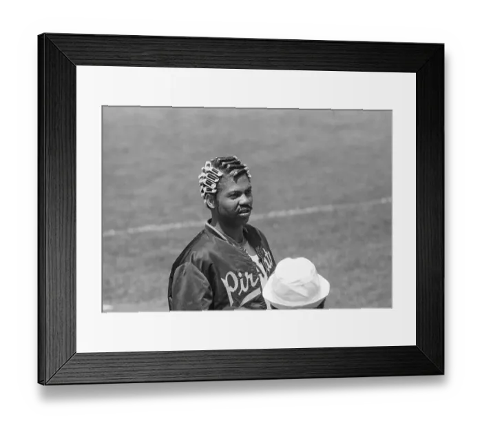Framed Print : Dock Ellis Wearing Curlers in His Hair Framed Print : Dock Ellis Wearing Curlers in His Hair