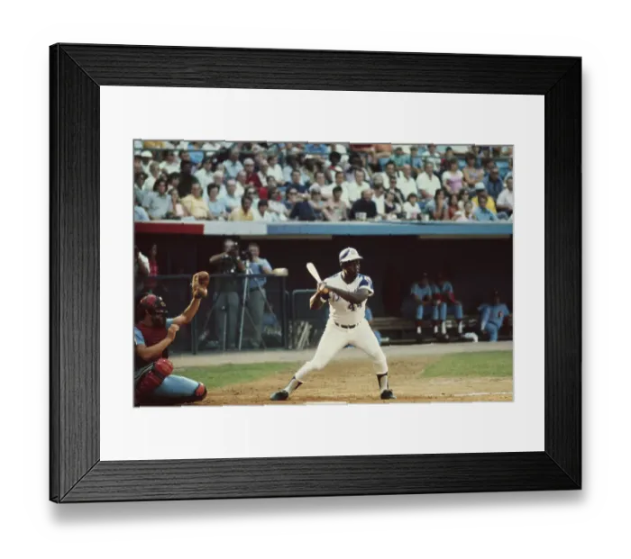 Framed Print : Hank Aaron Makes 700 Mark Framed Print : Hank Aaron Makes 700 Mark