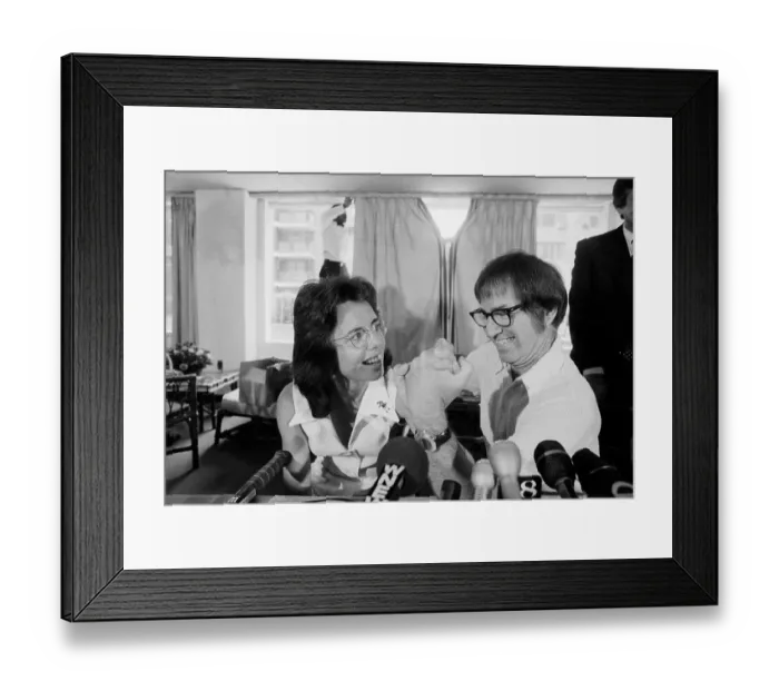 Framed Print : Billie Jean King and Bobby Riggs Arm Wrestling