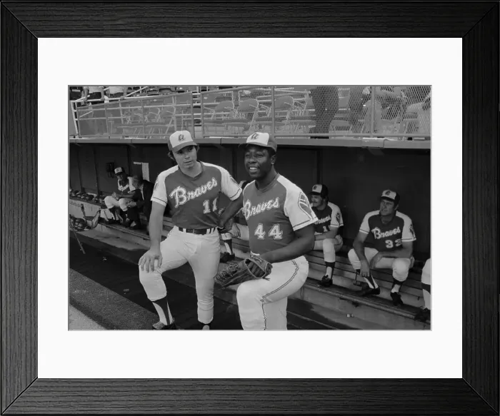 Framed Print : Hank Aaron talking with Darrell Evans