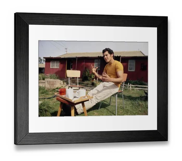 Framed Print : Naan, Tel Aviv Framed Print : Naan, Tel Aviv