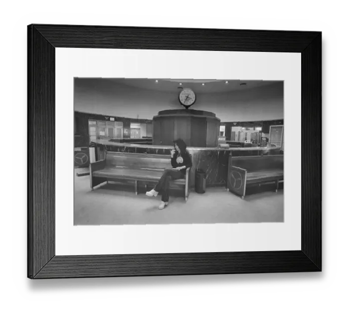 Framed Print : Alice Cooper at the Airport Framed Print : Alice Cooper at the Airport