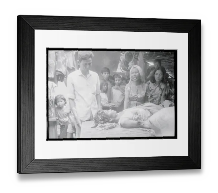 Framed Print : Relatives Mourning Mortar Attack Victim Framed Print : Relatives Mourning Mortar Attack Victim