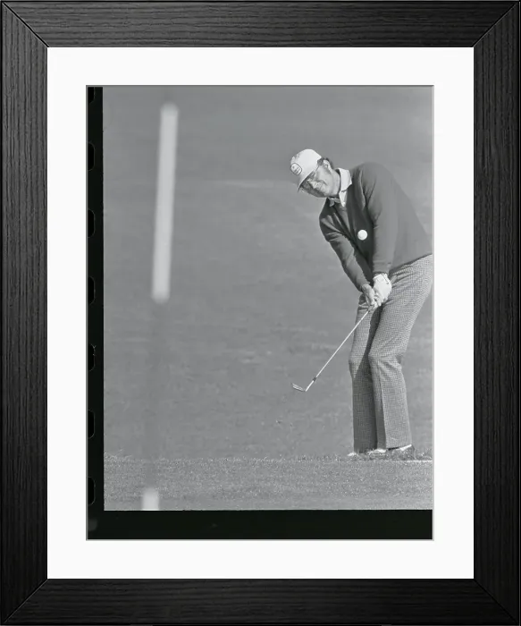Framed Print : Tommy Aaron Performing Chip Shot Framed Print : Tommy Aaron Performing Chip Shot