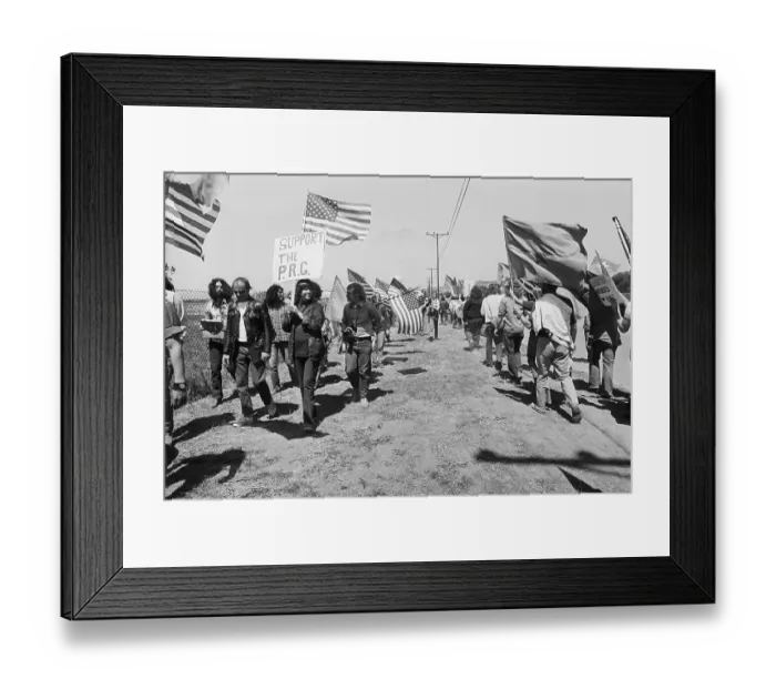 Framed Print : Jane Fonda Leads A Group Of Activists Framed Print : Jane Fonda Leads A Group Of Activists