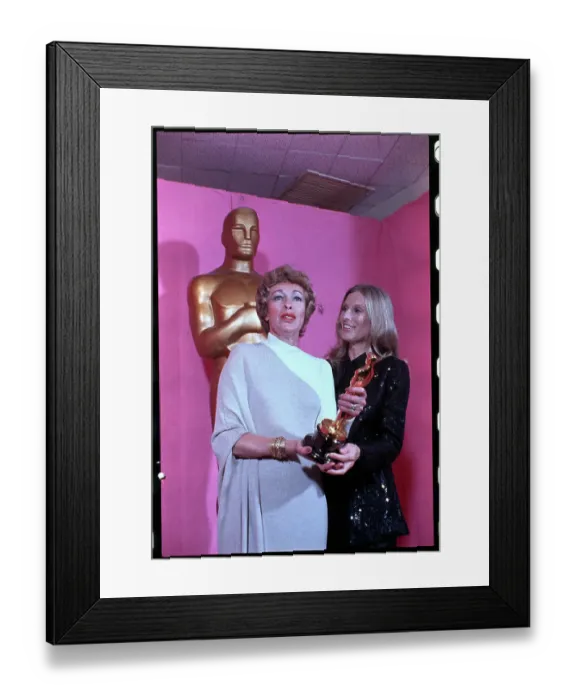 Framed Print : Eileen Heckart Receiving Oscar from Cloris Leachman Framed Print : Eileen Heckart Receiving Oscar from Cloris Leachman