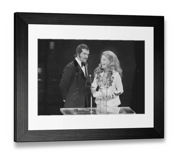 Framed Print : Dyan Cannon and Burt Reynolds at Academy Awards Framed Print : Dyan Cannon and Burt Reynolds at Academy Awards