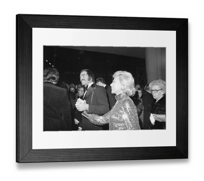 Framed Print : Burt Reynolds and Dinah Shore Holding Hands Framed Print : Burt Reynolds and Dinah Shore Holding Hands