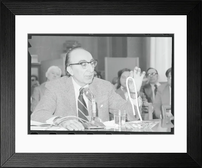 Framed Print : Michael E. DeBakey Speaking at Health Committee on Cutbacks Framed Print : Michael E. DeBakey Speaking at Health Committee on Cutbacks