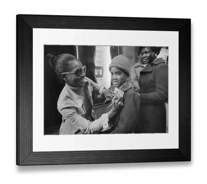 Framed Print : Cicely Tyson Signing an Autograph Framed Print : Cicely Tyson Signing an Autograph