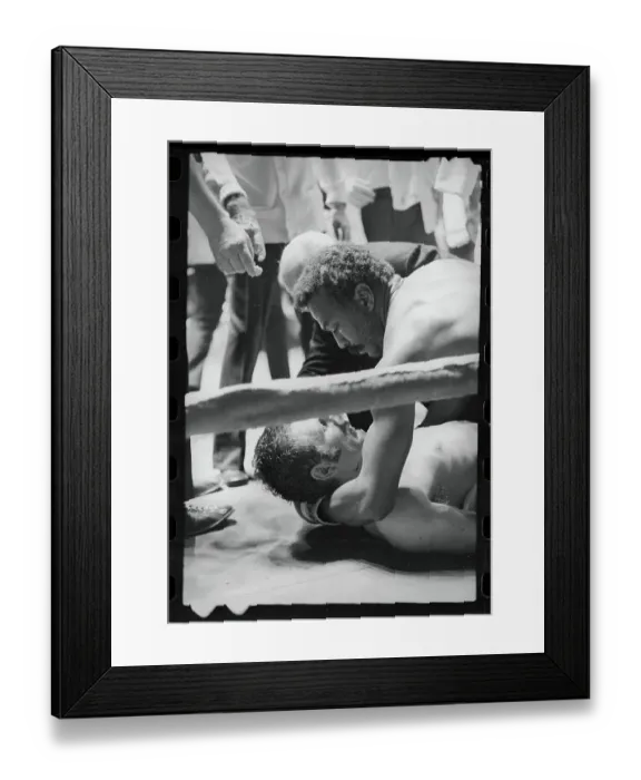 Framed Print : Jose Napoles Supporting Head of Ernie Lopez Framed Print : Jose Napoles Supporting Head of Ernie Lopez
