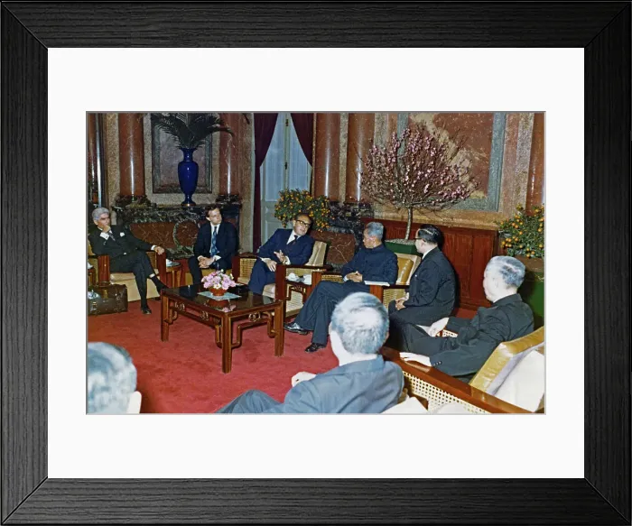 Framed Print : Henry Kissinger Speaking with Pham Van Dong Framed Print : Henry Kissinger Speaking with Pham Van Dong