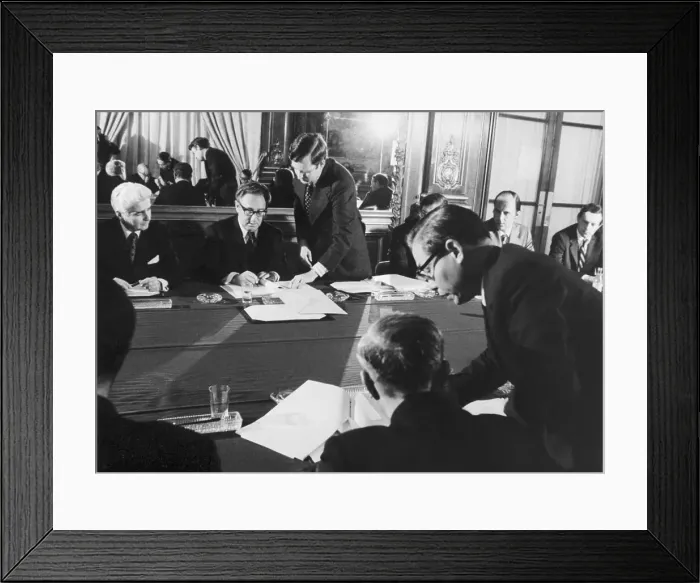 Framed Print : Henry Kissinger Signs Cease Fire Framed Print : Henry Kissinger Signs Cease Fire