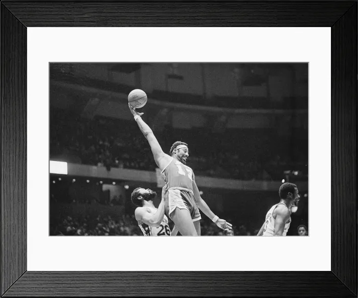 Framed Print : Wilt Chamberlain Reaching for Basketball Framed Print : Wilt Chamberlain Reaching for Basketball