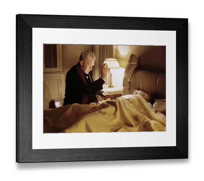 Framed Print : Max von Sydow and Linda Blair in Scene from The Exorcist Framed Print : Max von Sydow and Linda Blair in Scene from The Exorcist