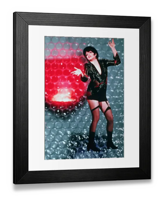 Framed Print : Portrait of Liza Minnelli Framed Print : Portrait of Liza Minnelli