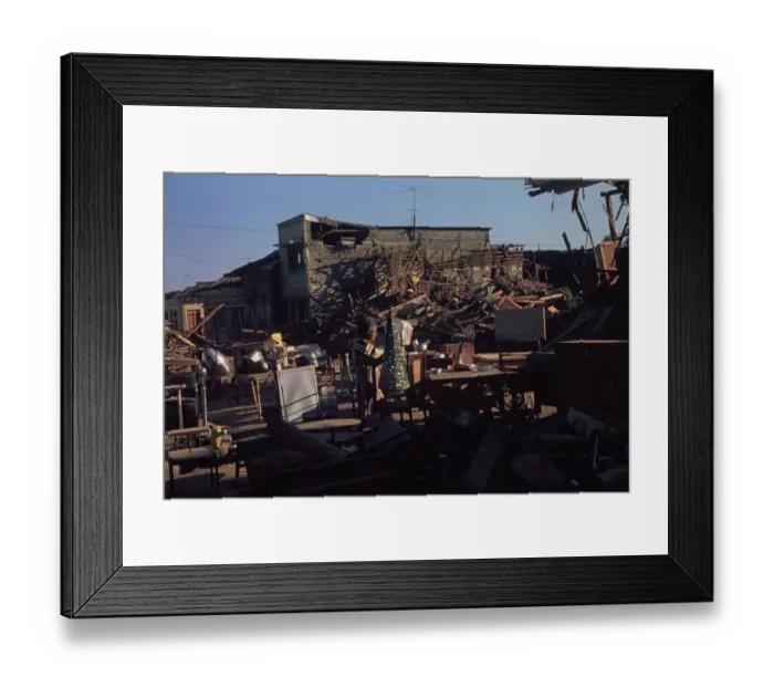 Framed Print : Christmas day evacuation Framed Print : Christmas day evacuation