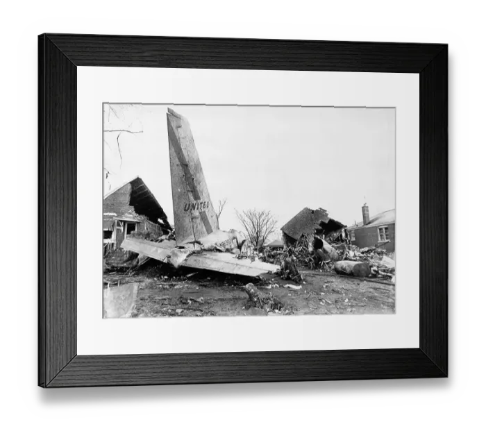 Framed Print : United Airlines Flight 553 Crash Framed Print : United Airlines Flight 553 Crash