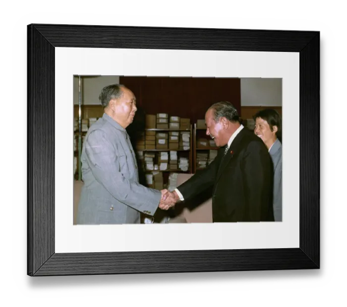 Framed Print : Mao Tse-Tung Shaking Hands with Kakuei Tanaka Framed Print : Mao Tse-Tung Shaking Hands with Kakuei Tanaka