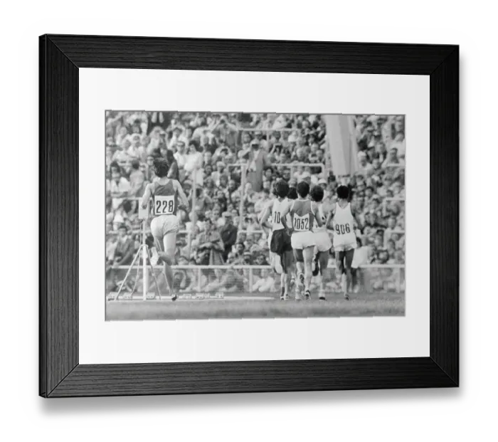 Framed Print : Viren Lasse Running in Olympic Meter Race Framed Print : Viren Lasse Running in Olympic Meter Race