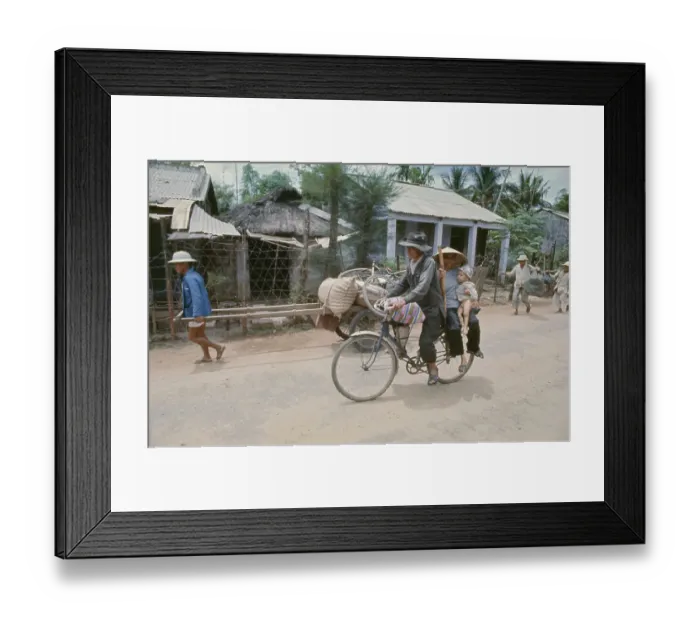 Framed Print : Evacuating Thang Binh, Vietnam War Framed Print : Evacuating Thang Binh, Vietnam War