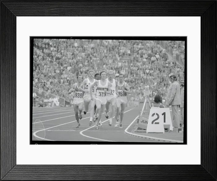 Framed Print : David Wottle Running in Last Place Framed Print : David Wottle Running in Last Place