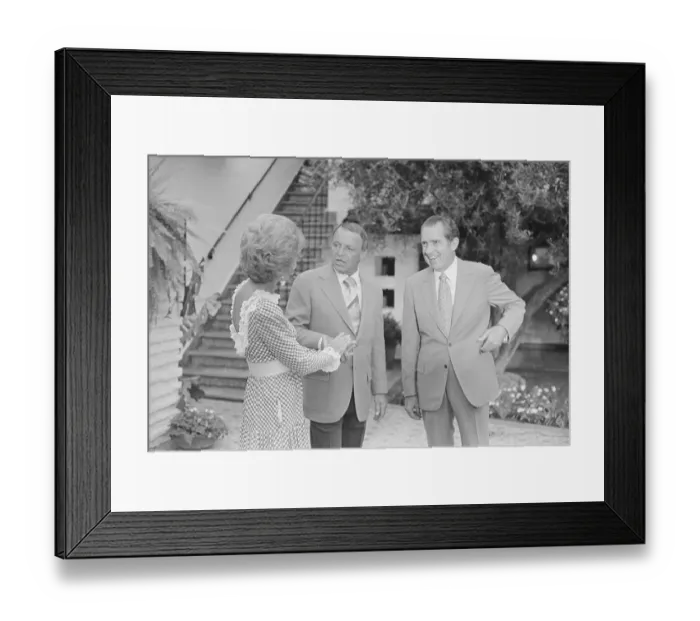 Framed Print : Frank Sinatra at Nixon's White House in California