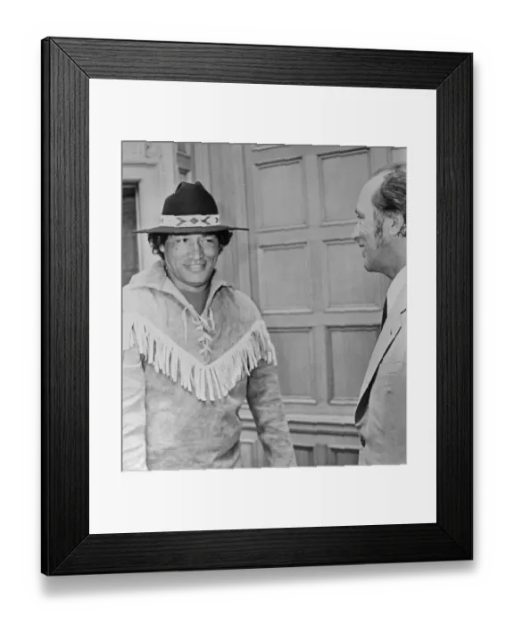 Framed Print : Pierre Elliott Trudeau meeting with Jim Sinclair Framed Print : Pierre Elliott Trudeau meeting with Jim Sinclair