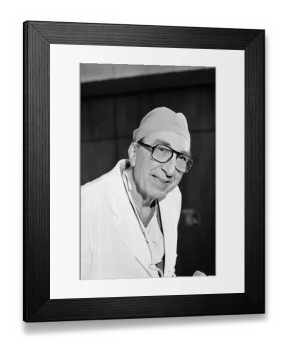 Framed Print : Michael DeBakey and Visitor Watching Open Heart Surgery Framed Print : Michael DeBakey and Visitor Watching Open Heart Surgery