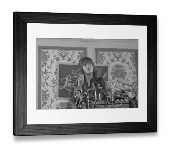 Framed Print : Jane Fonda Back From Hanoi Press Confer Framed Print : Jane Fonda Back From Hanoi Press Confer
