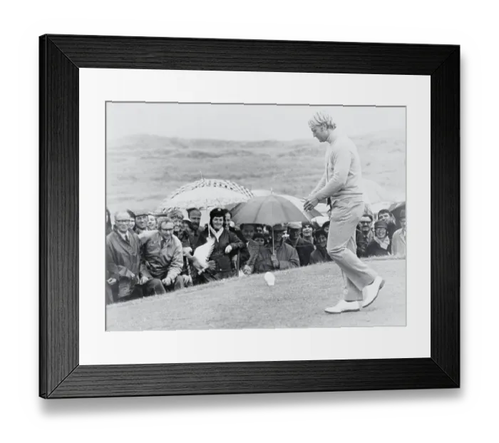 Framed Print : Jack Nicklaus Playing Golf Framed Print : Jack Nicklaus Playing Golf