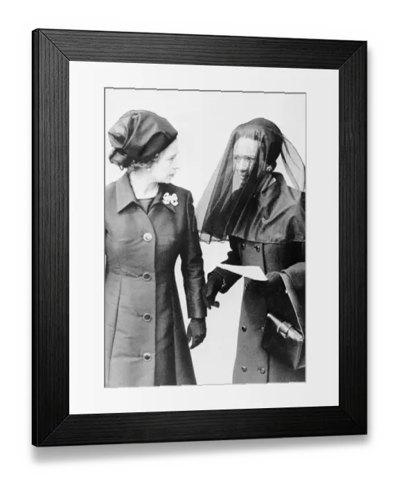 Framed Print : Queen Elizabeth with Duchess of Windsor at Funeral Framed Print : Queen Elizabeth with Duchess of Windsor at Funeral