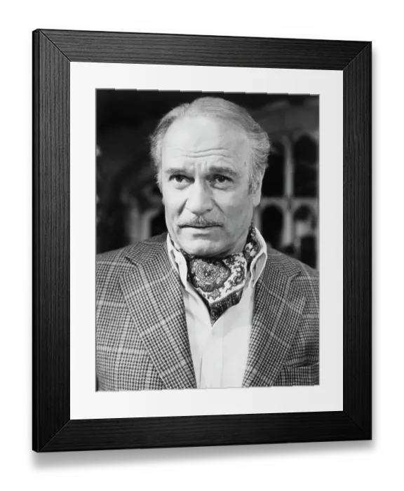 Framed Print : Actor Laurence Olivier Framed Print : Actor Laurence Olivier