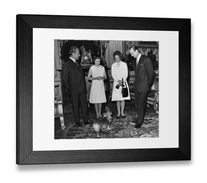Framed Print : Willy Brandt with Queen Elizabeth and Others Framed Print : Willy Brandt with Queen Elizabeth and Others