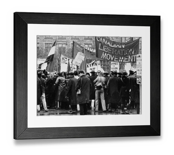 Framed Print : Richard Nixon and Pierre Elliott Trudeau Shaking Hands Framed Print : Richard Nixon and Pierre Elliott Trudeau Shaking Hands