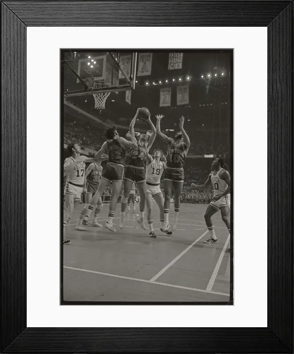 Framed Print : Knicks Winning Against Celtics Framed Print : Knicks Winning Against Celtics