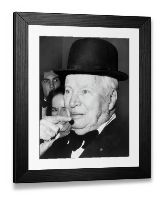 Framed Print : Portrait of Charlie Chaplin Framed Print : Portrait of Charlie Chaplin