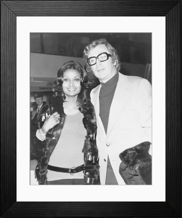 Framed Print : Shikara and Michael Caine Framed Print : Shikara and Michael Caine