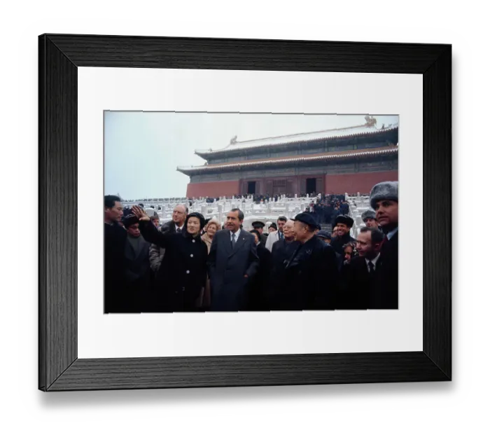 Framed Print : Richard Nixon withWife and Officials Framed Print : Richard Nixon withWife and Officials