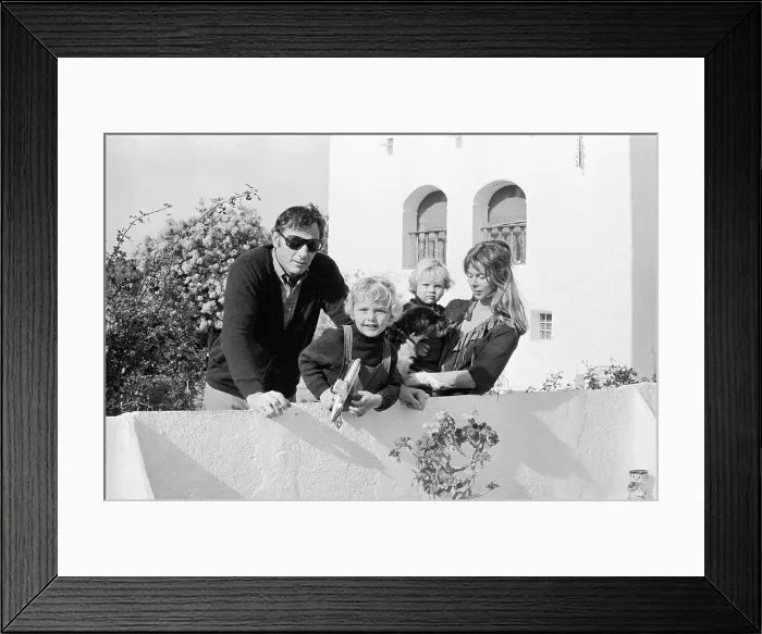 Framed Print : Clifford Irving with Family Framed Print : Clifford Irving with Family