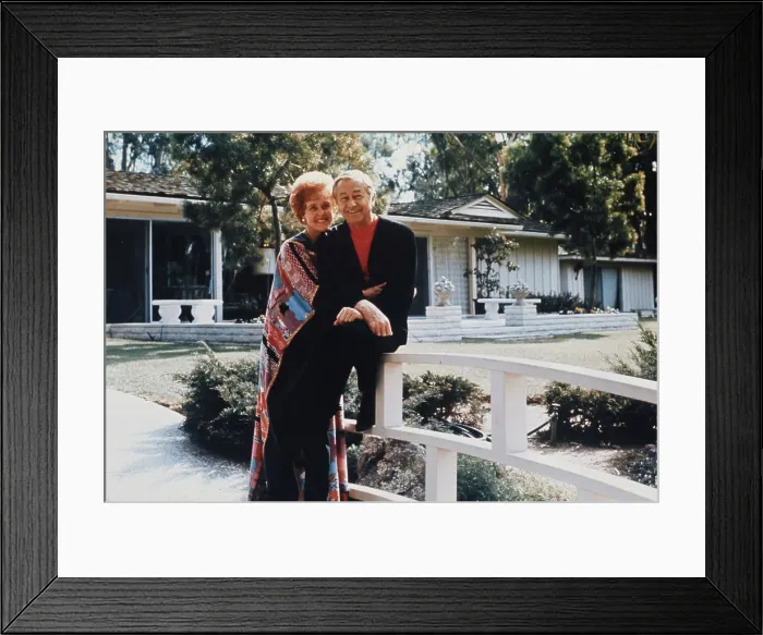 Framed Print : Betty Henderson & Robert Young Framed Print : Betty Henderson & Robert Young