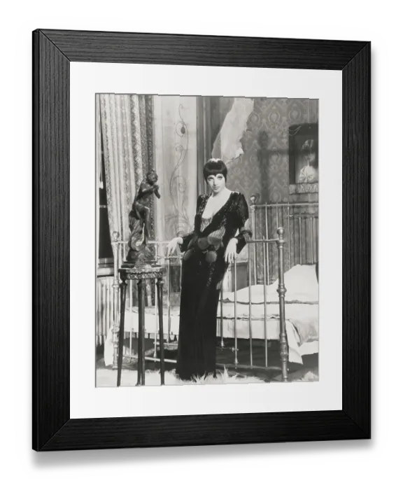Framed Print : Liza Minnelli in Cabaret Framed Print : Liza Minnelli in Cabaret