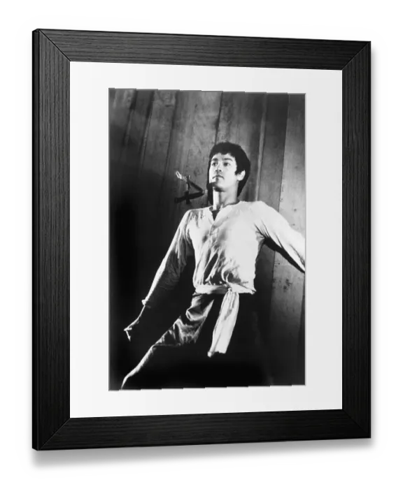 Framed Print : Bruce Lee in The Chinese Connection Framed Print : Bruce Lee in The Chinese Connection