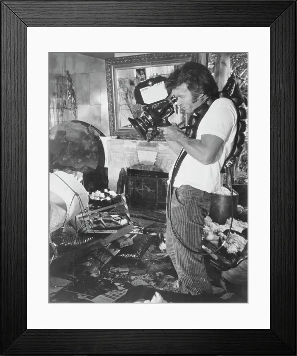 Framed Print : Clint Eastwood Filming on Set of New Movie Framed Print : Clint Eastwood Filming on Set of New Movie