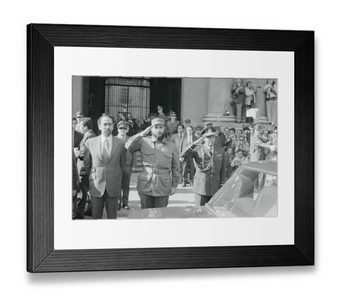 Framed Print : Fidel Castro Saluting on His Arrival to Meet Salvador Allende Framed Print : Fidel Castro Saluting on His Arrival to Meet Salvador Allende