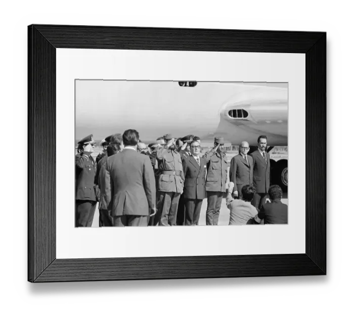 Framed Print : Fidel Castro and Salvador Allende Saluting Framed Print : Fidel Castro and Salvador Allende Saluting