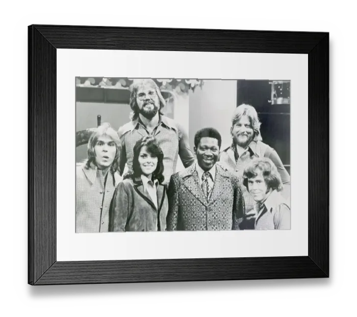 Framed Print : B. B. King. Smiling with Kenny Rogers and Band Framed Print : B. B. King. Smiling with Kenny Rogers and Band