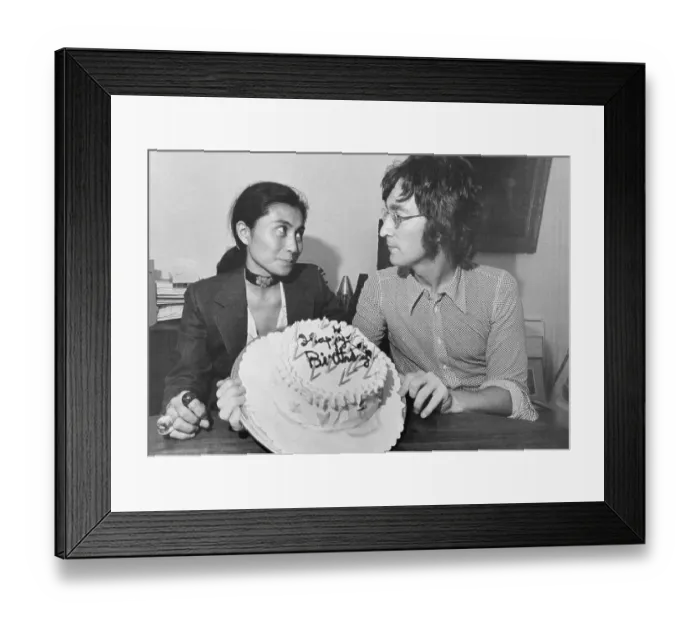 Framed Print : John Lennon and Yoko Ono with Birthday Cake Framed Print : John Lennon and Yoko Ono with Birthday Cake