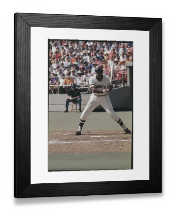 Framed Print : Willie Stargell Batting Framed Print : Willie Stargell Batting